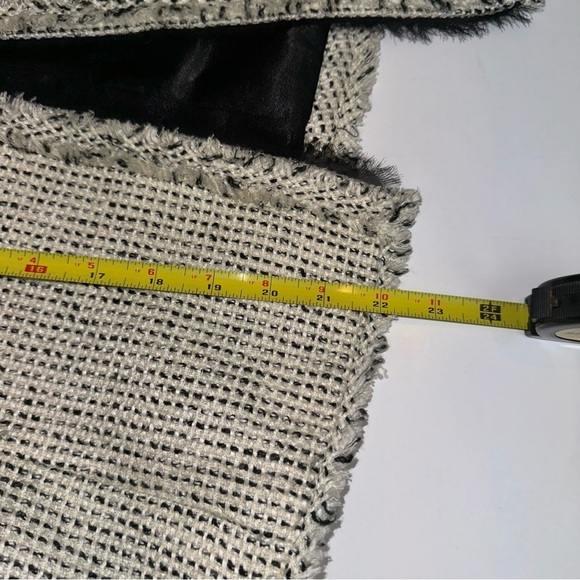 WHBM Tweed Fringe Jacket Black White 3/4 Sleeves Sz 12 - Picture 9 of 17